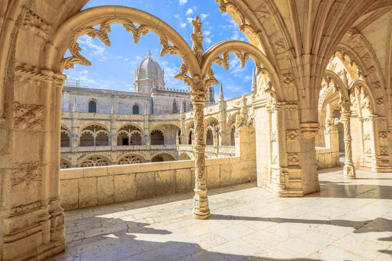 El claustro del monasterio os dejará sin palabras